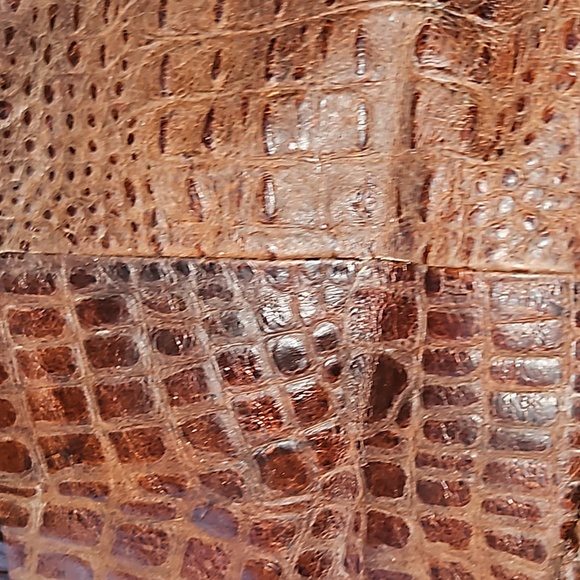 Looka Designer Embossed Leather Tote - Picture 10 of 12